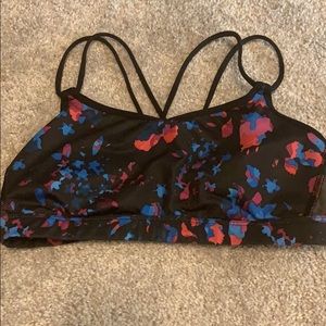Lululemon yoga sports bra size 6